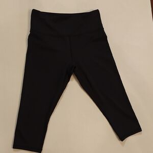 ZYIA Black Women's Capris